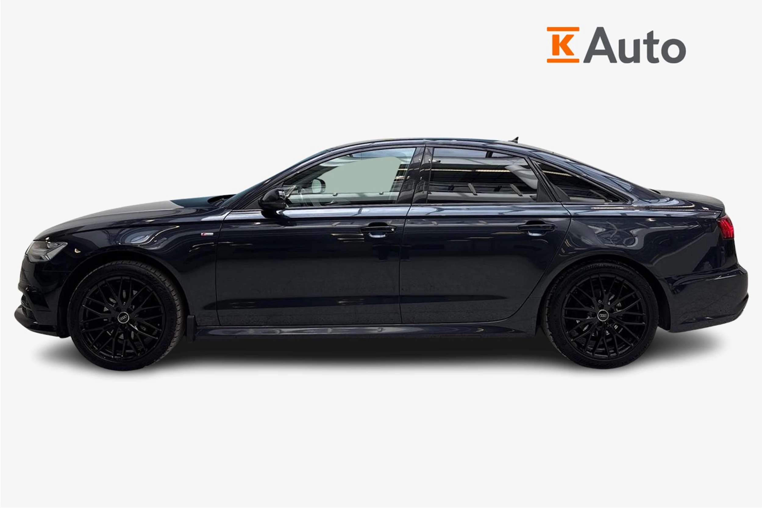 sininen Audi A6 2018 kuva 5.