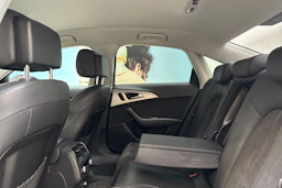sininen Audi A6 2018 kuva 14.