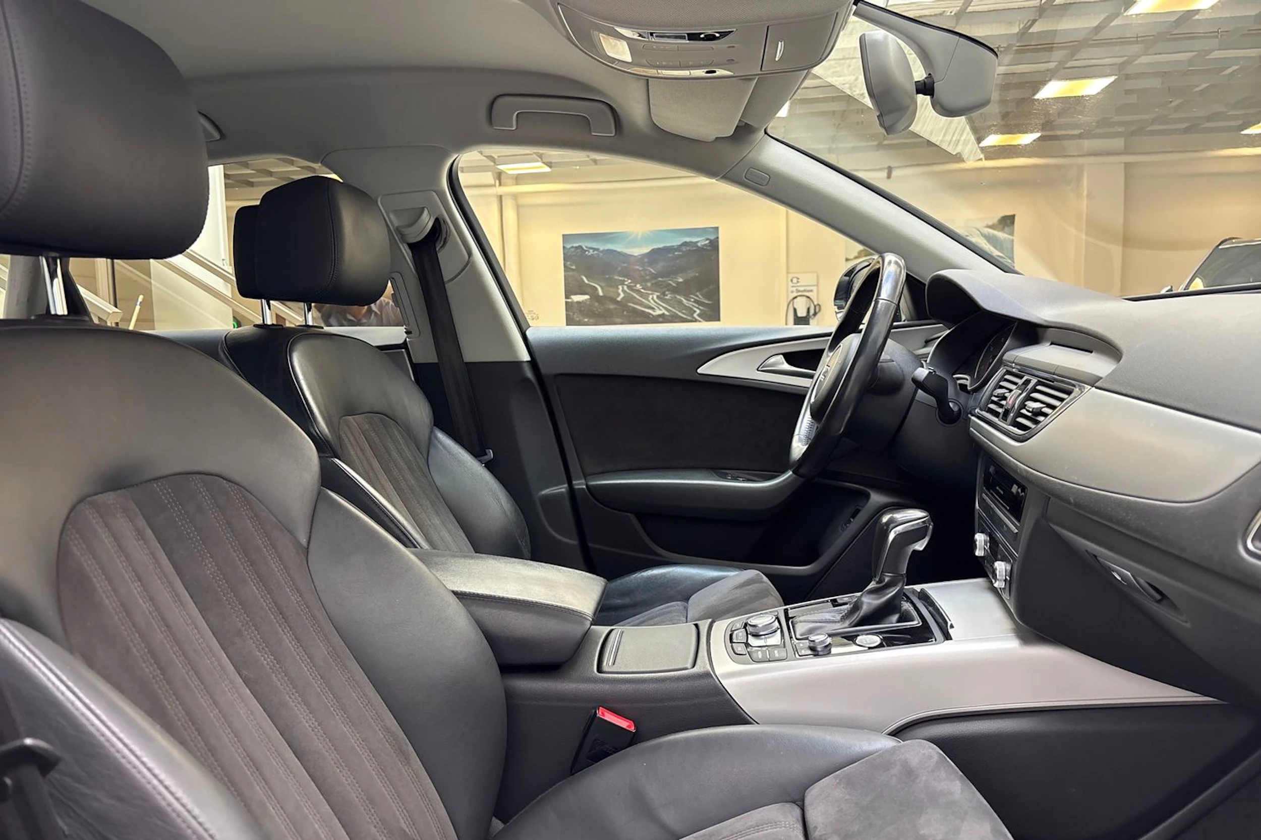 sininen Audi A6 2018 kuva 26.