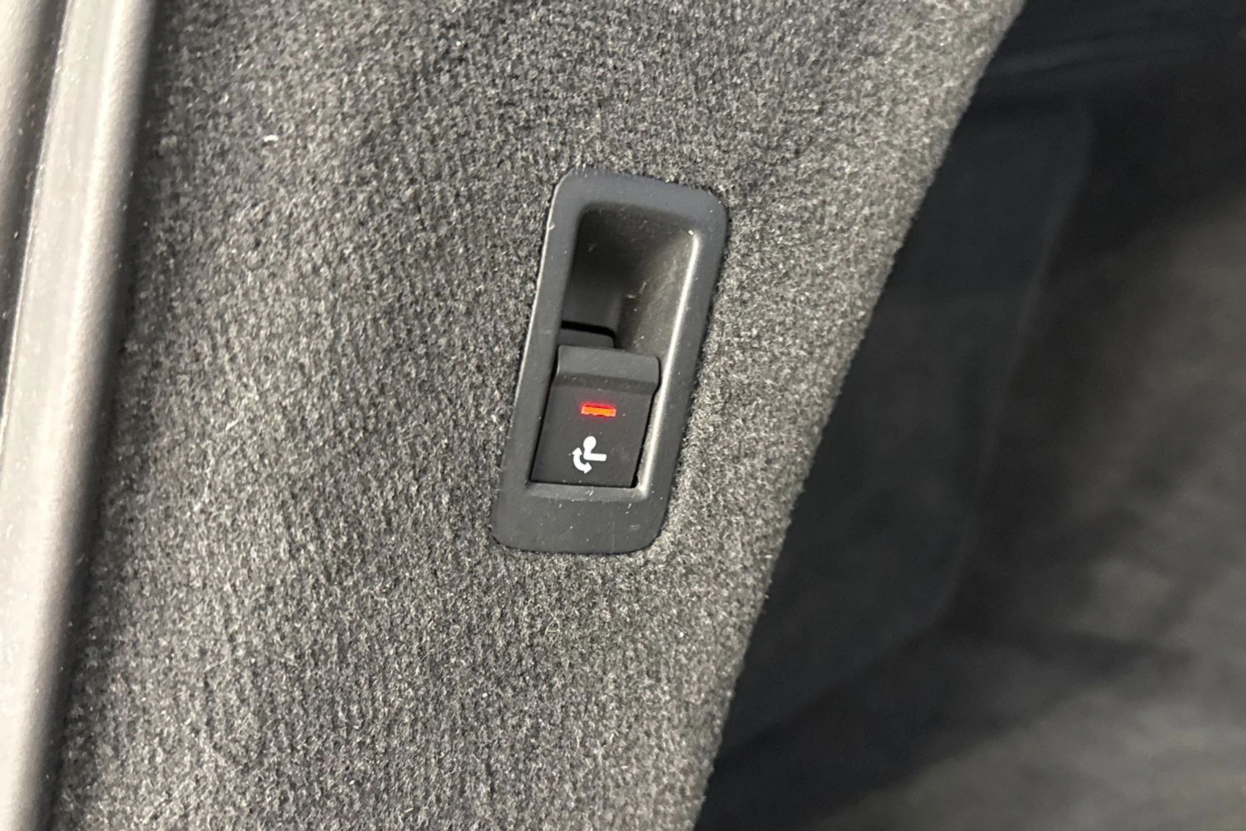 musta Audi A6 2019 kuva 30.
