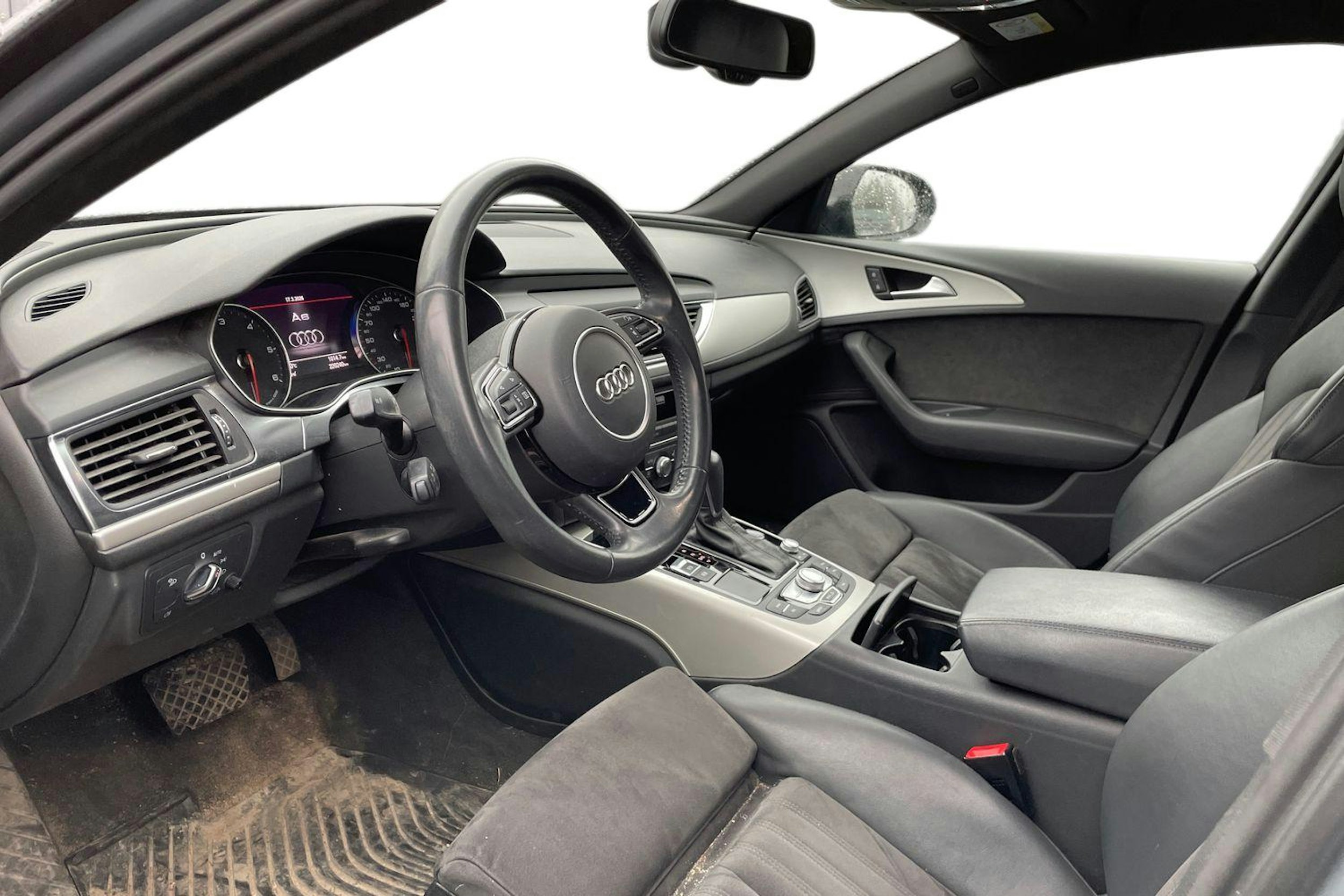 harmaa Audi A6 2018 kuva 3.