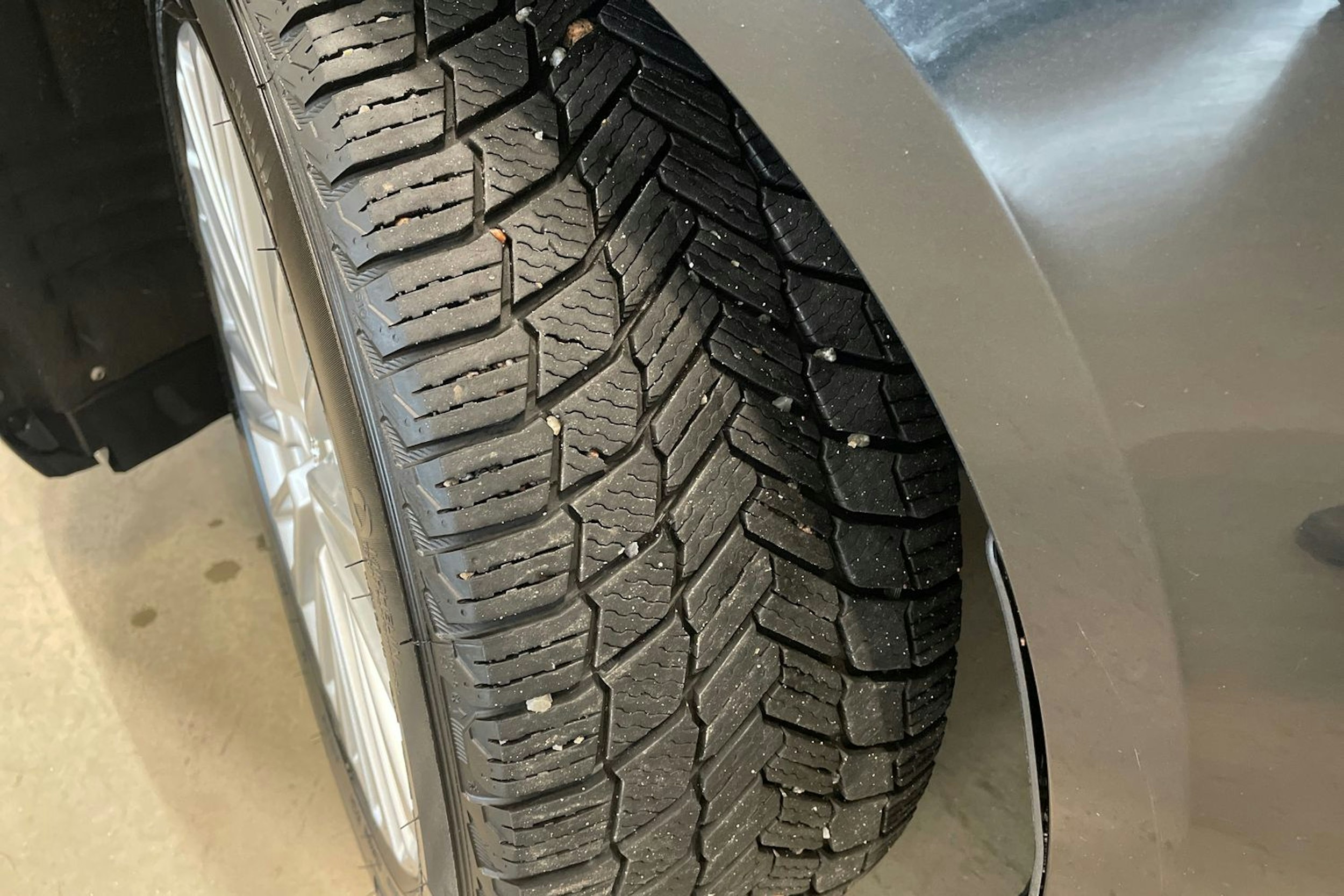 harmaa Audi A6 2018 kuva 13.