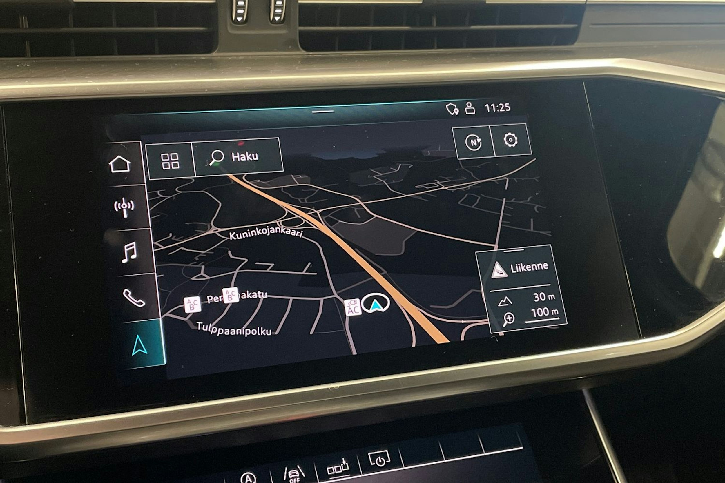 harmaa Audi A6 2018 kuva 26.