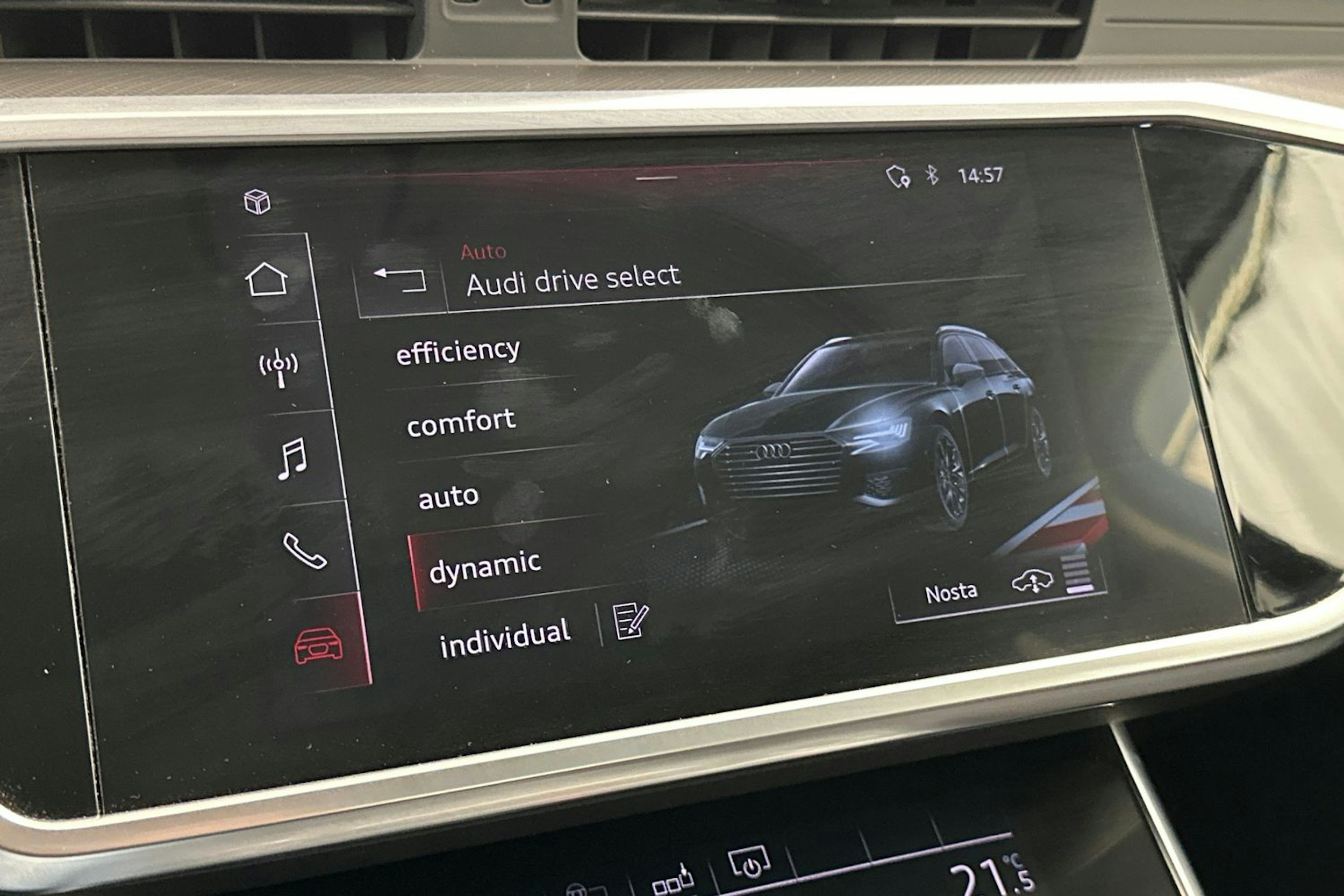 Valkoinen Audi A6 2019 kuva 17.