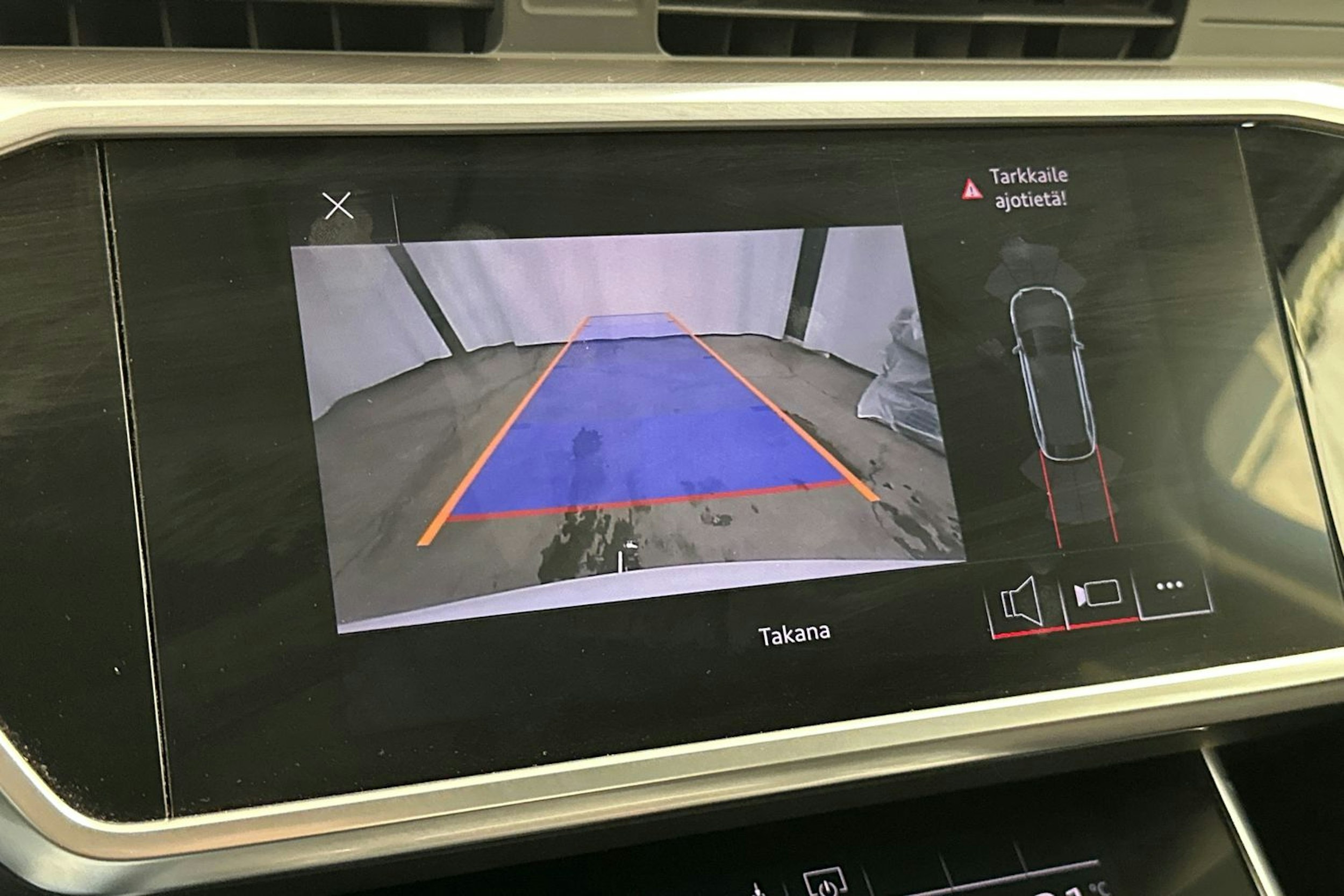 Valkoinen Audi A6 2019 kuva 20.