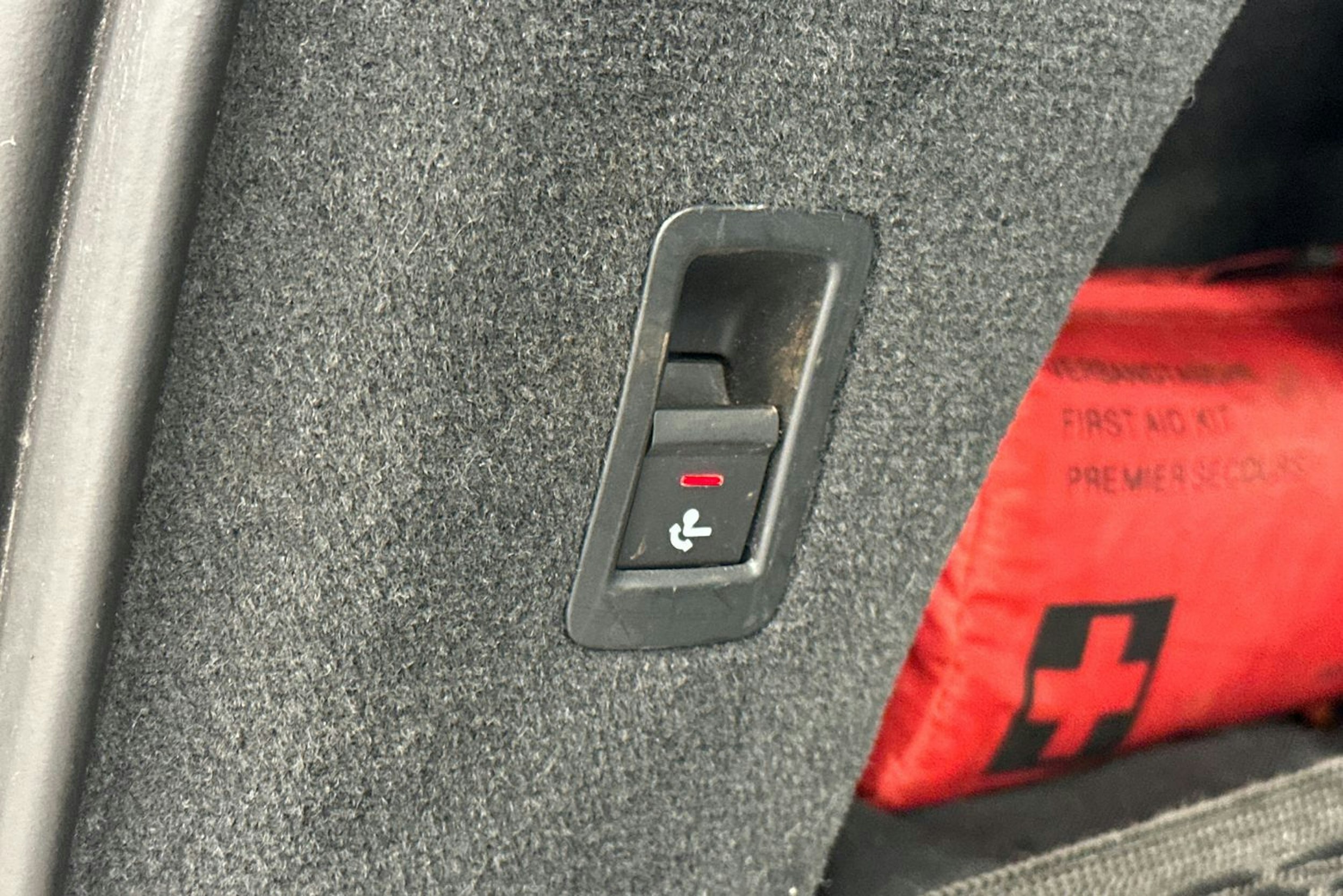 Valkoinen Audi A6 2019 kuva 25.