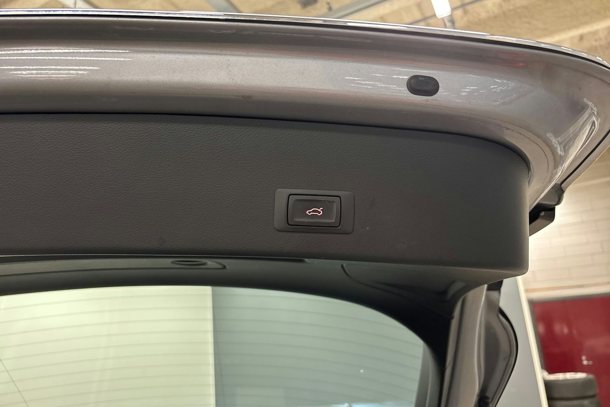 harmaa Audi A6 2018 kuva 13.