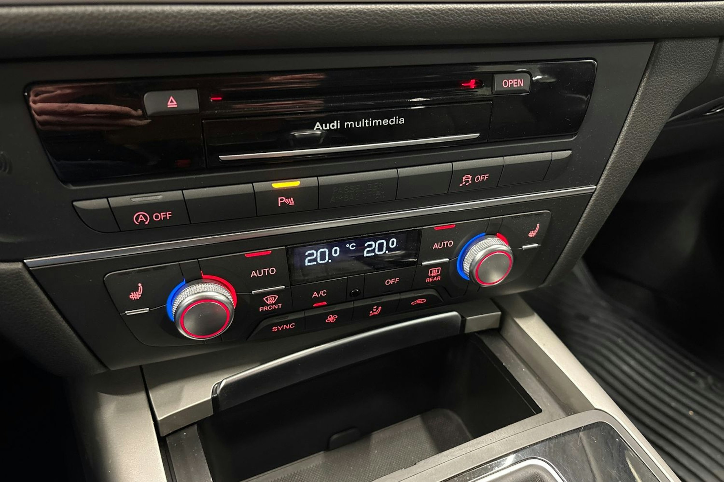 harmaa Audi A6 2018 kuva 23.