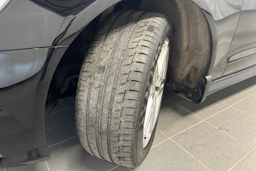 musta Audi A6 2018 kuva 13.