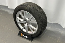 musta Audi A6 2018 kuva 15.