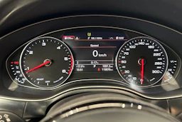 musta Audi A6 2018 kuva 21.