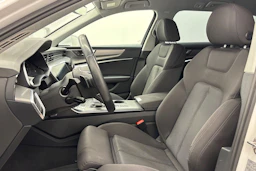 valkoinen Audi A6 2019 kuva 11.