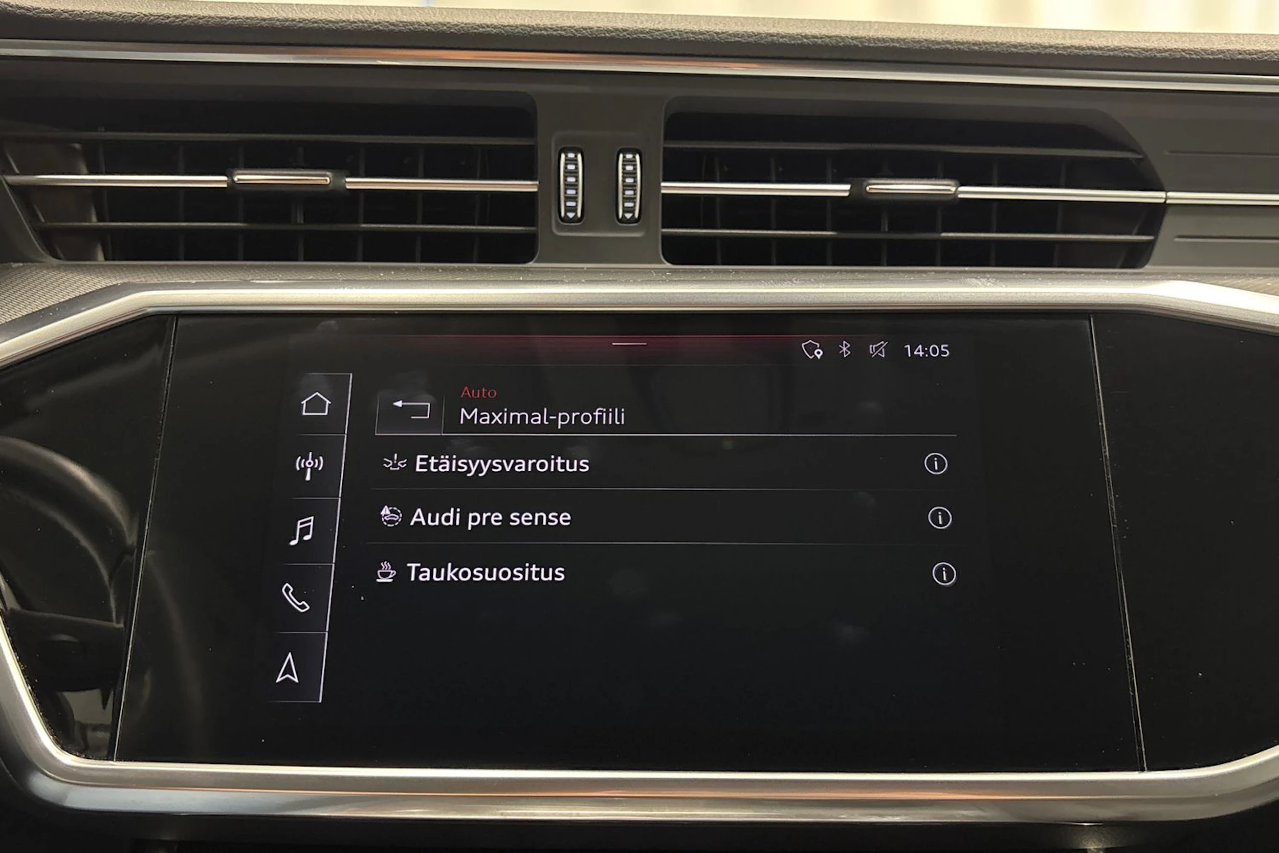 valkoinen Audi A6 2019 kuva 21.