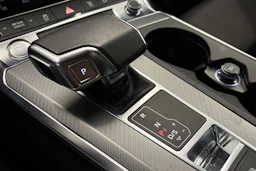 valkoinen Audi A6 2019 kuva 23.