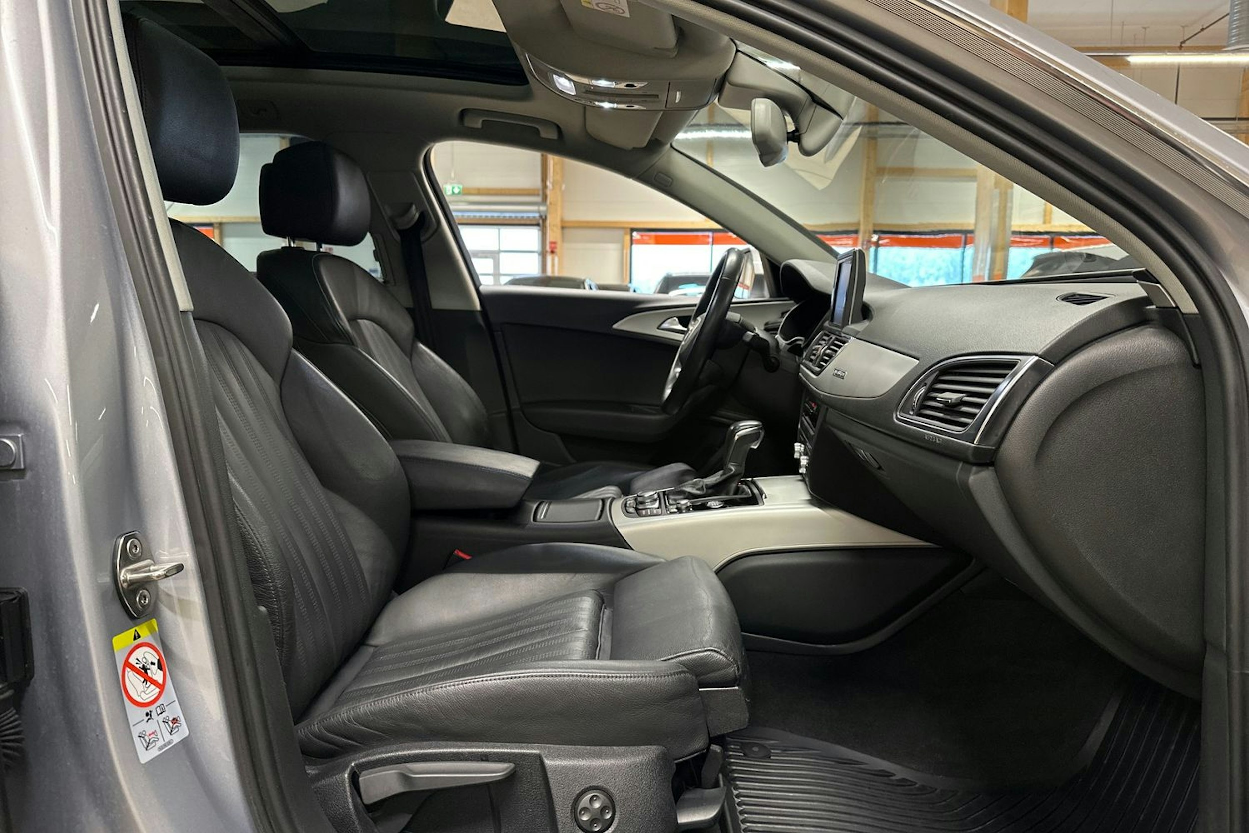 harmaa Audi A6 2018 kuva 14.