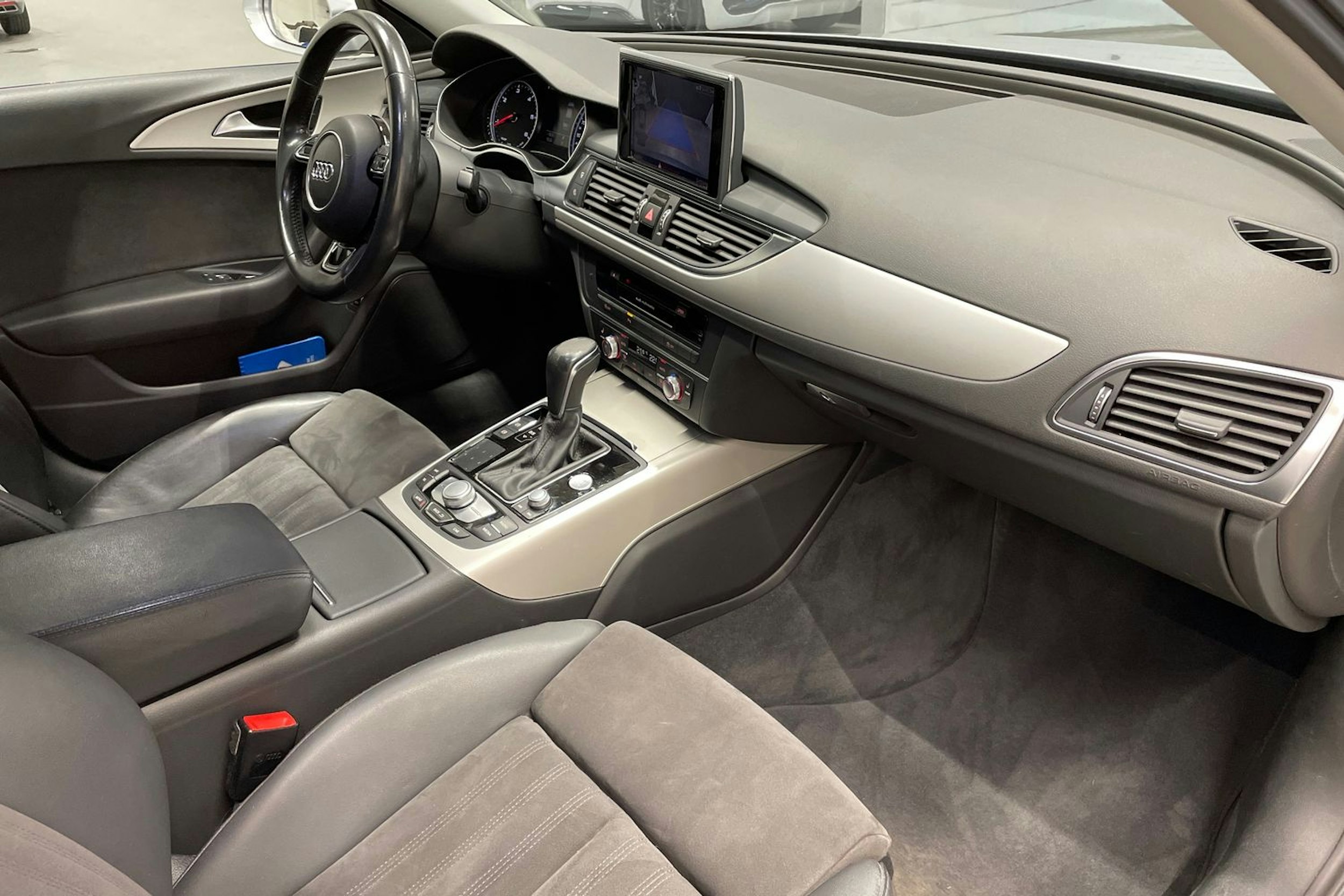 hopea Audi A6 2018 kuva 28.