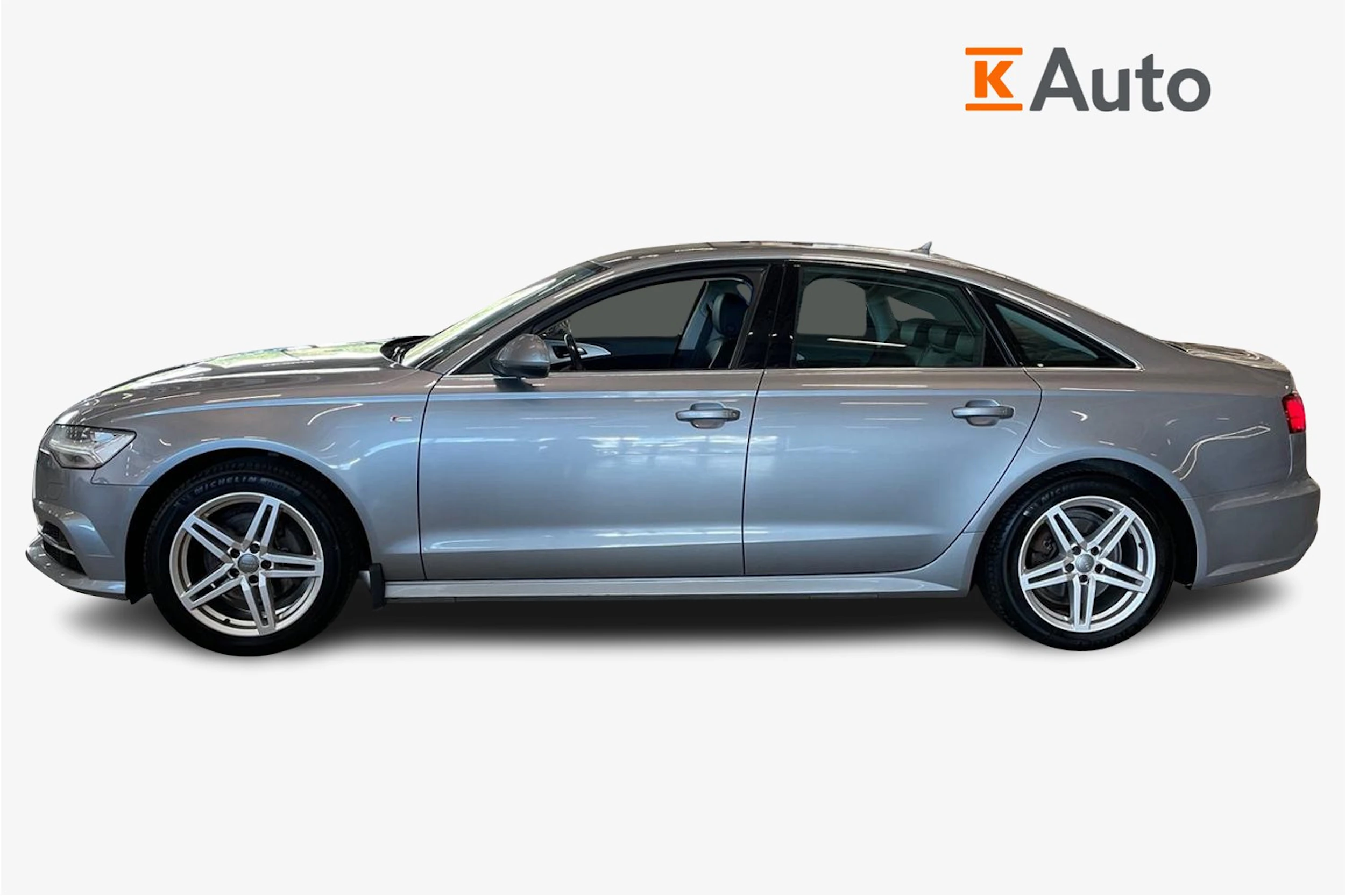 harmaa Audi A6 2018 kuva 5.