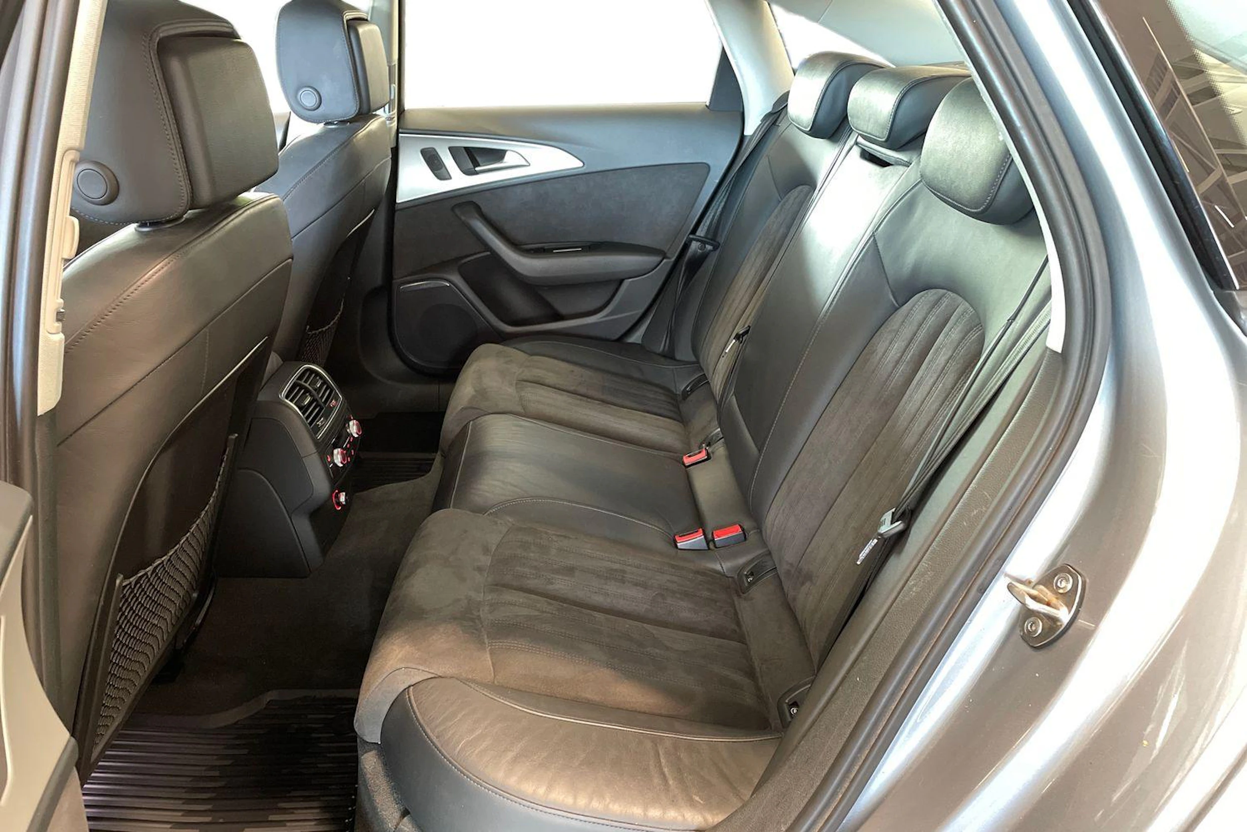 harmaa Audi A6 2018 kuva 8.