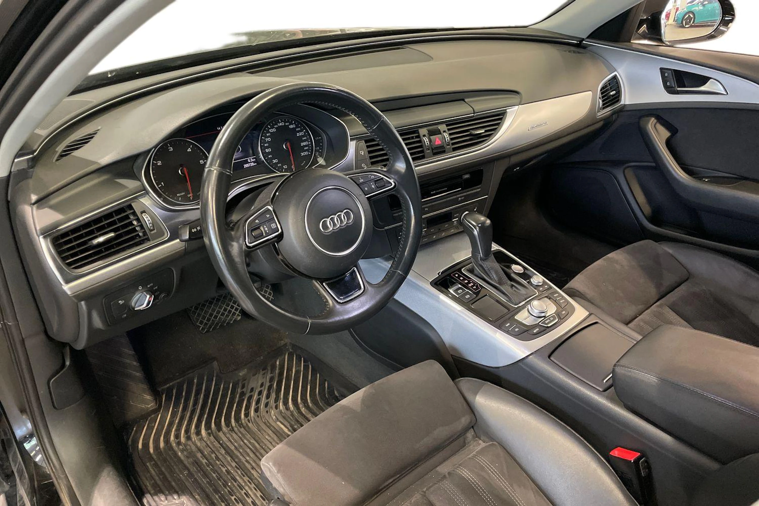 met. musta Audi A6 2018 kuva 3.
