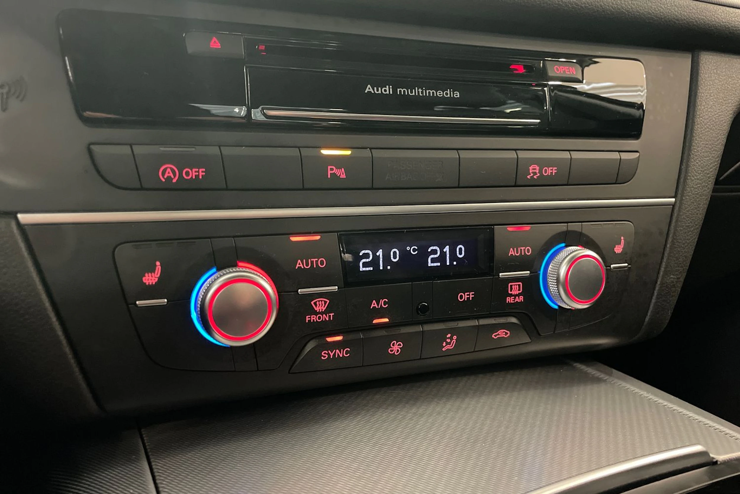 met. musta Audi A6 2018 kuva 16.