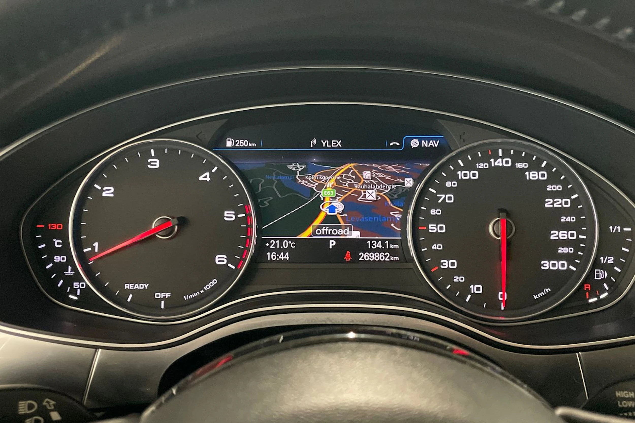 met. musta Audi A6 2018 kuva 19.