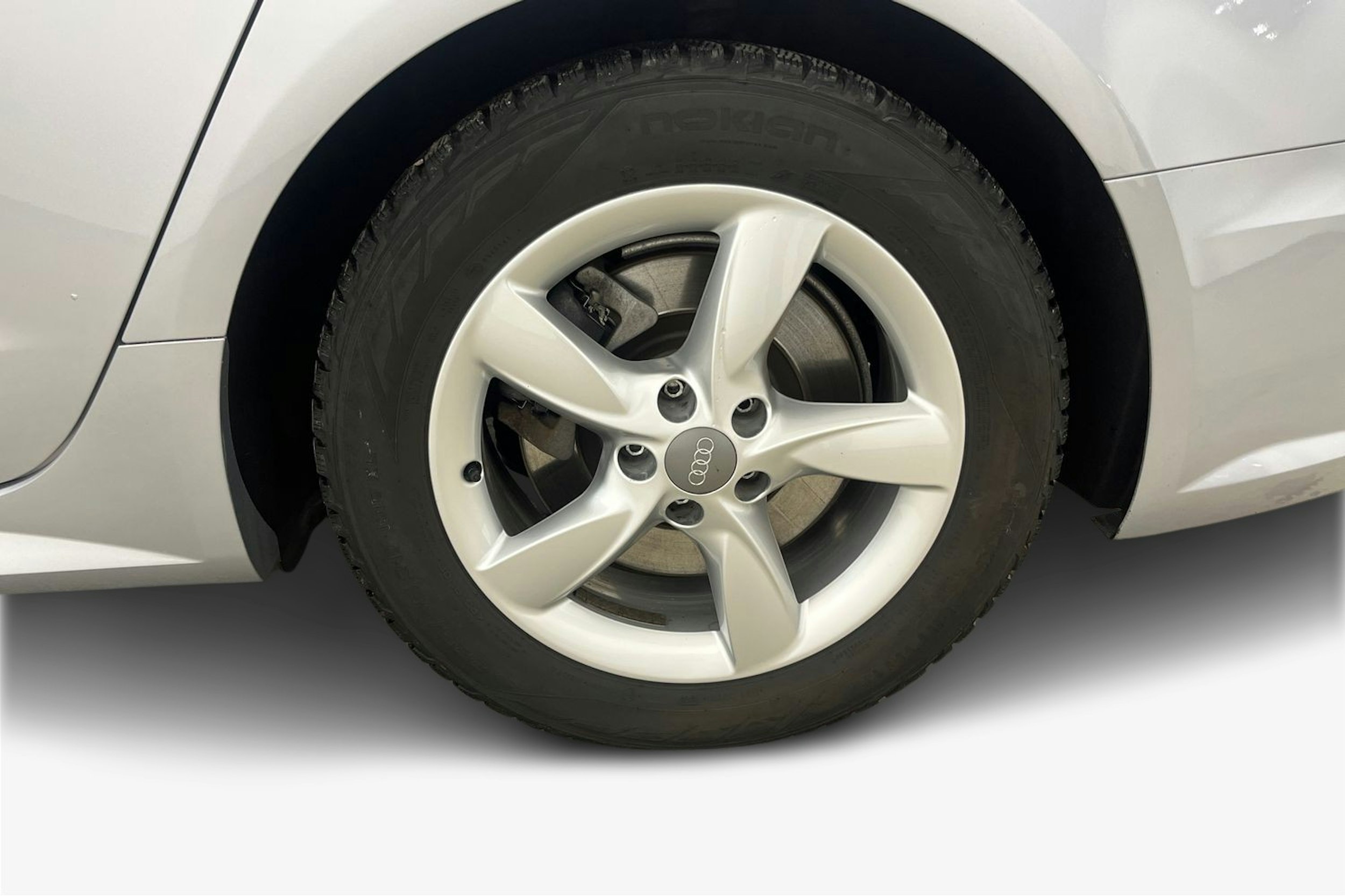 Hopea Audi A6 2018 kuva 11.