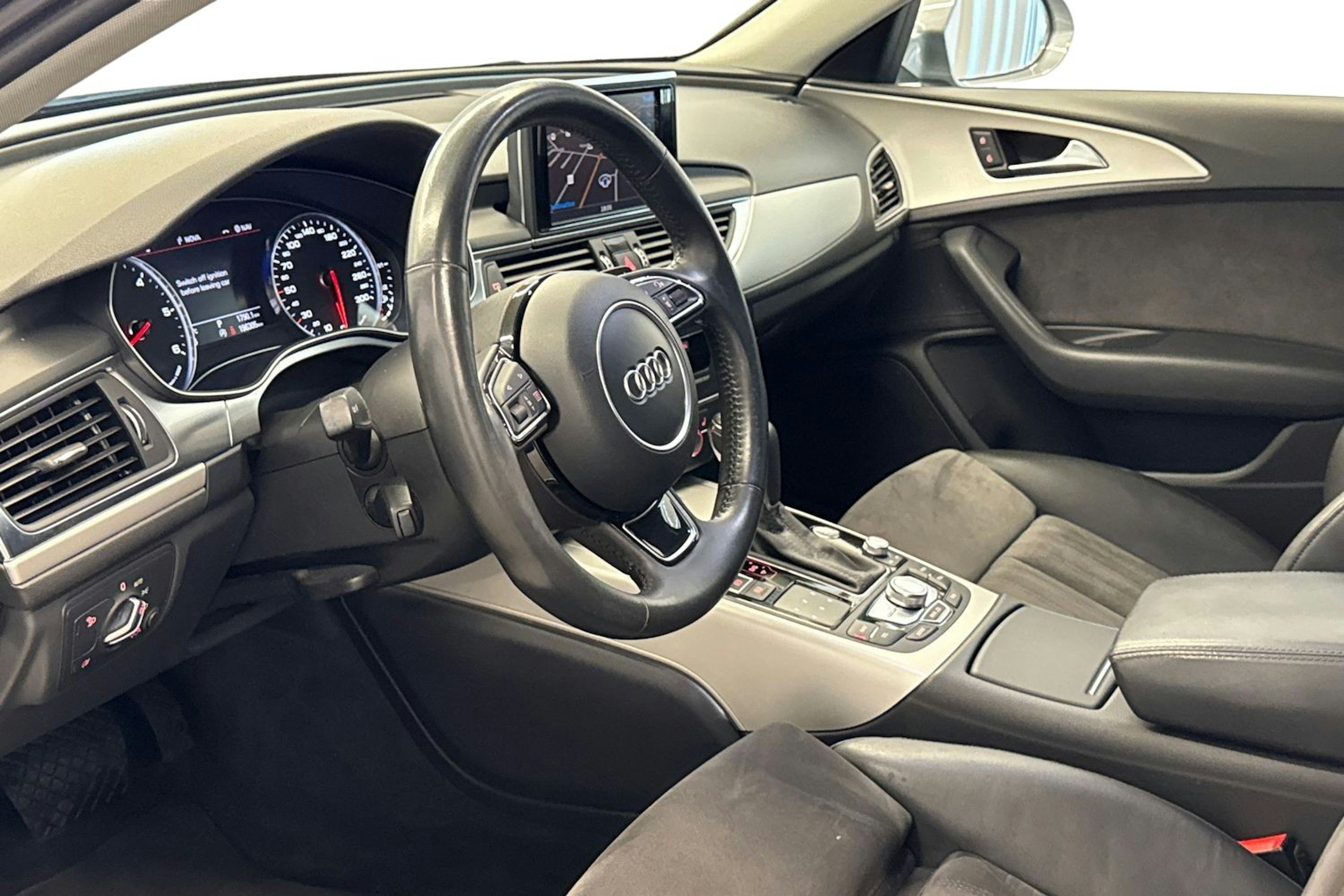 harmaa Audi A6 2018 kuva 7.