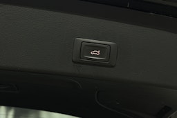 met. musta Audi A6 2018 kuva 15.