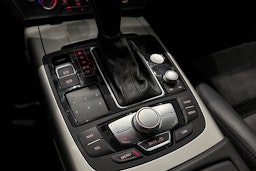 met. musta Audi A6 2018 kuva 21.