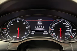 Valkoinen Audi A6 2018 kuva 13.