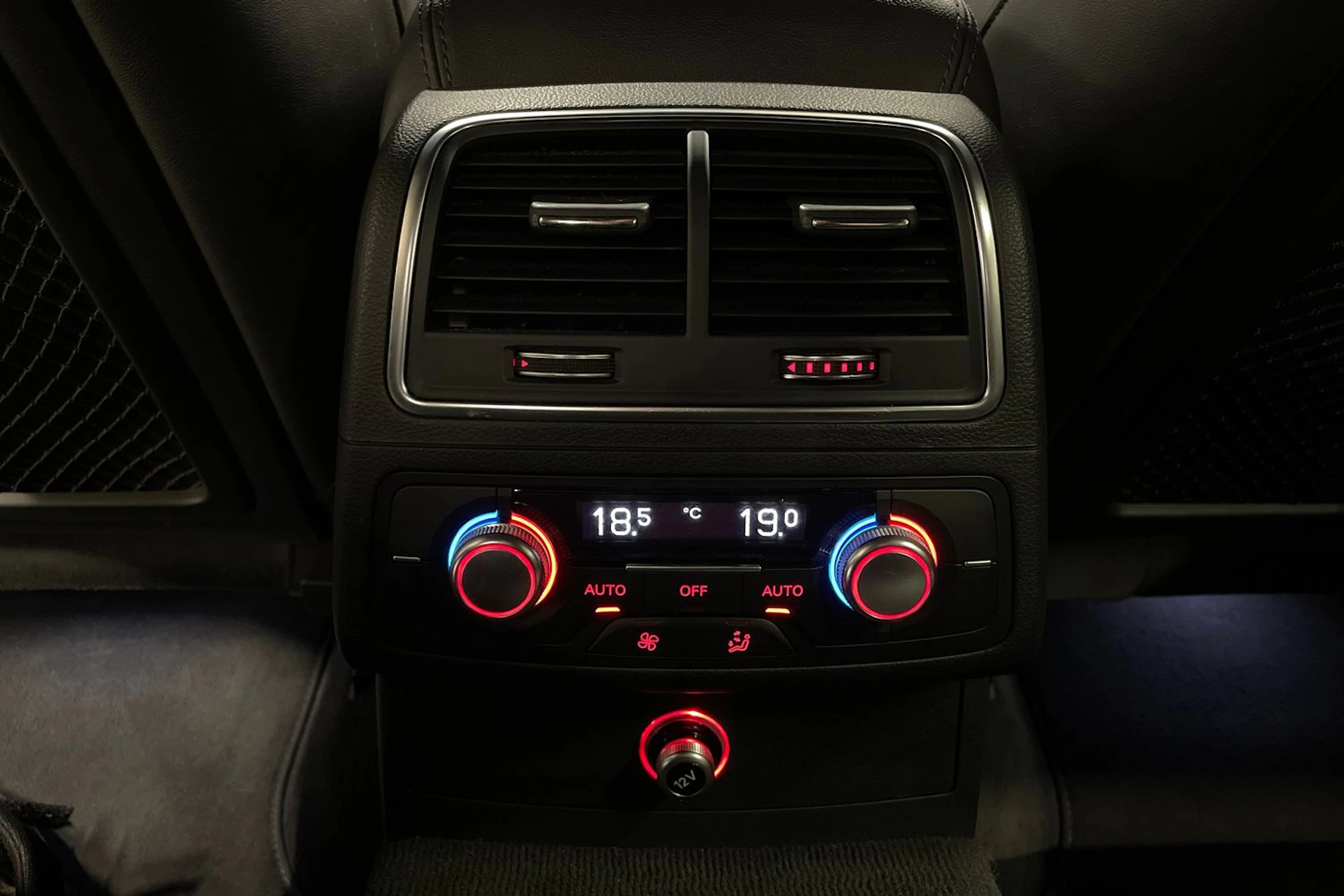 harmaa Audi A6 2018 kuva 16.