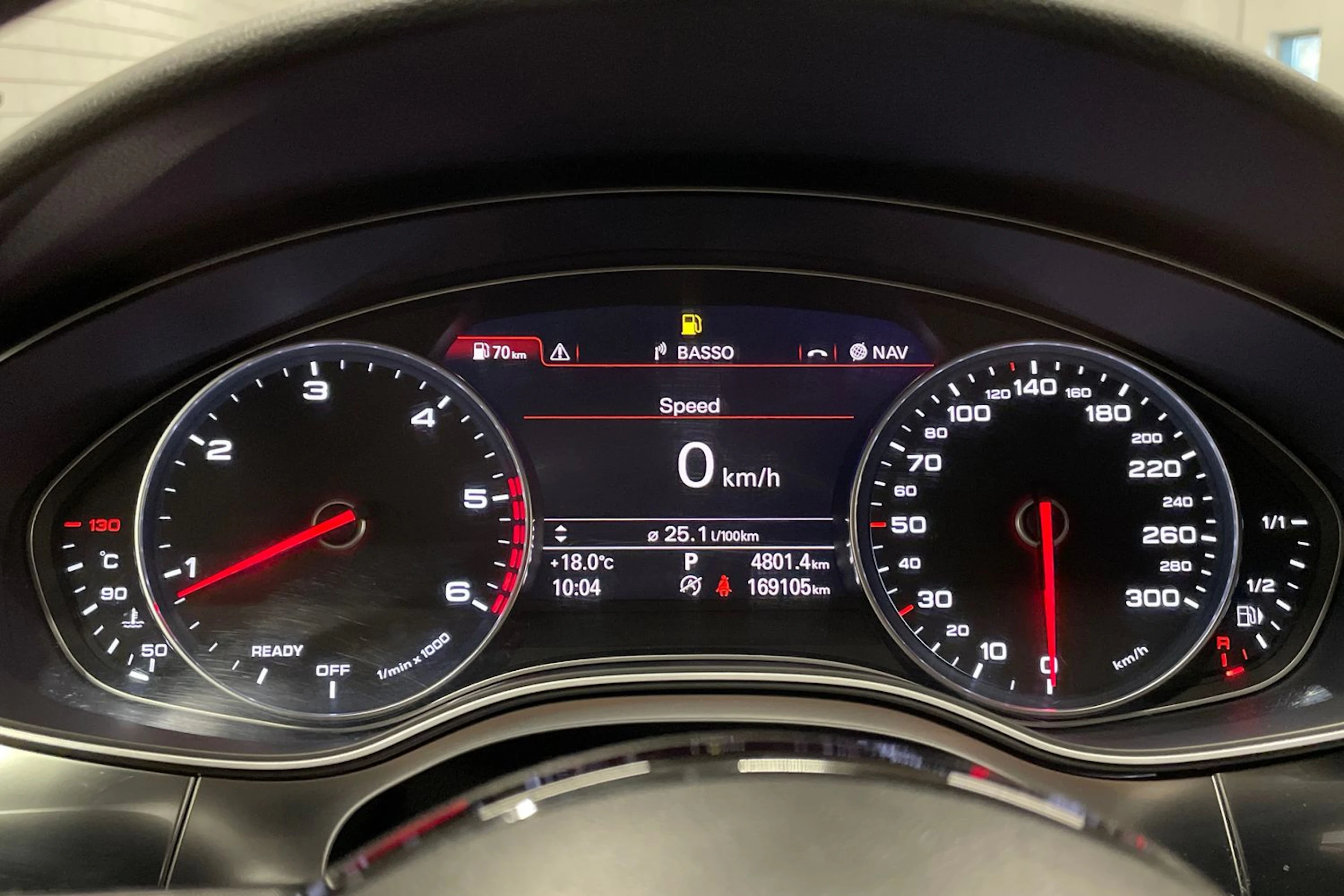 harmaa Audi A6 2018 kuva 17.