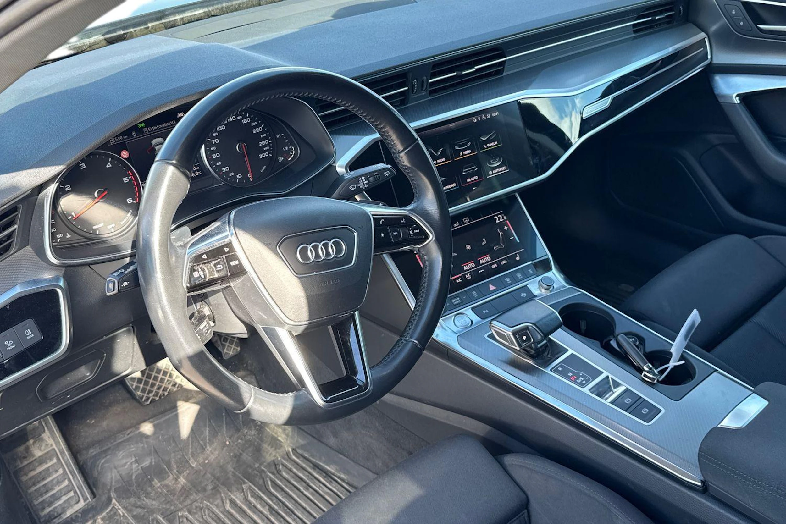 musta Audi A6 2019 kuva 3.