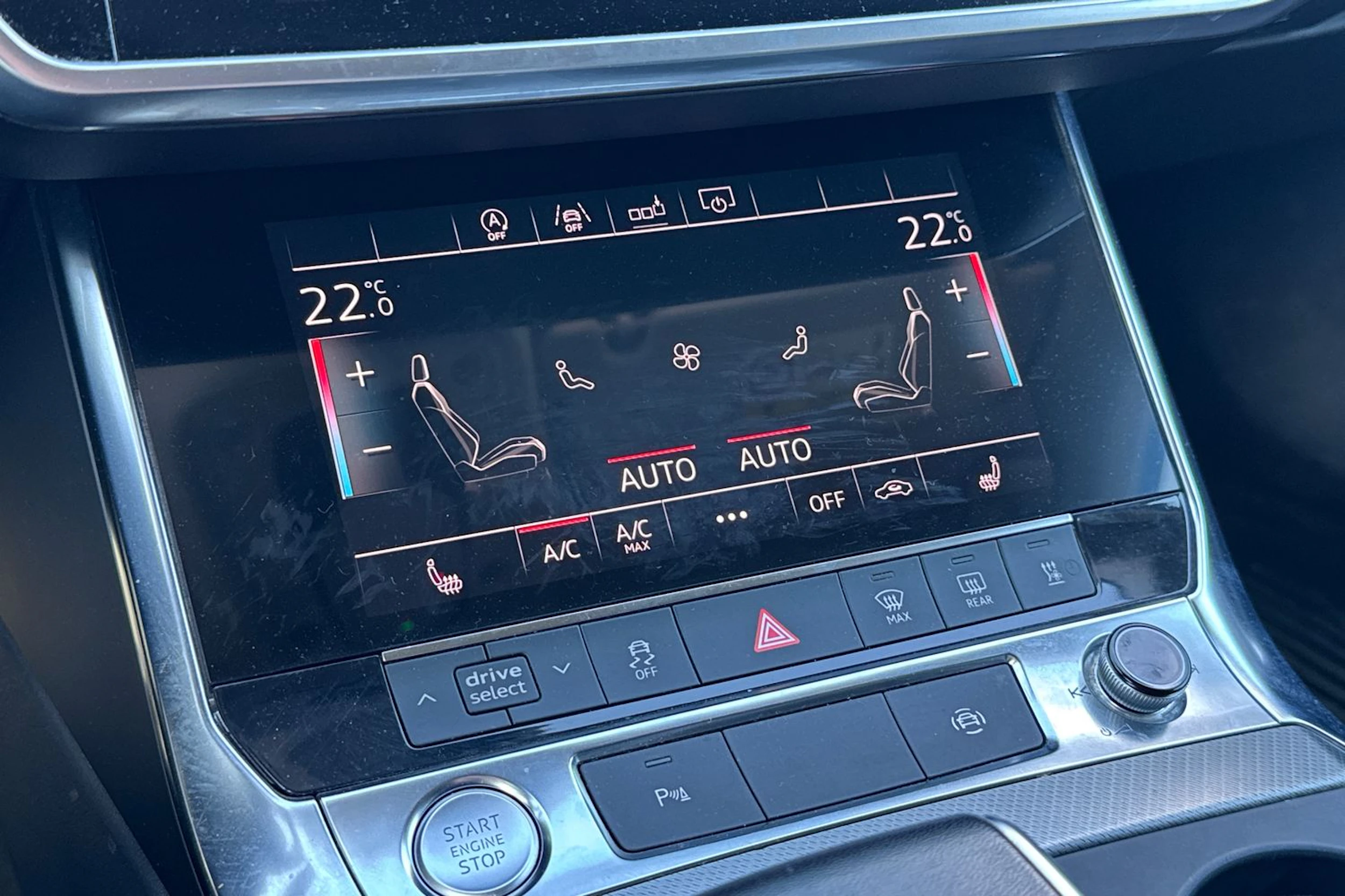 musta Audi A6 2019 kuva 6.