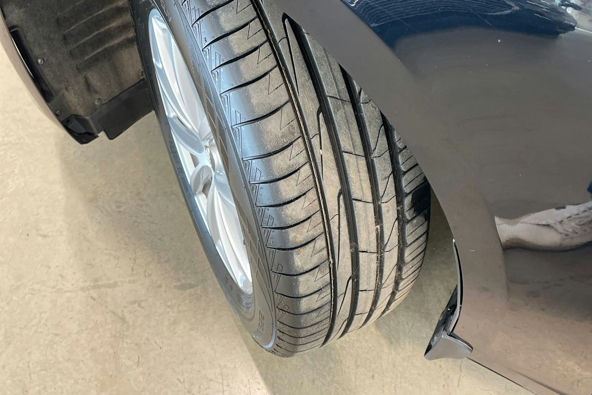 musta Audi A6 2019 kuva 13.