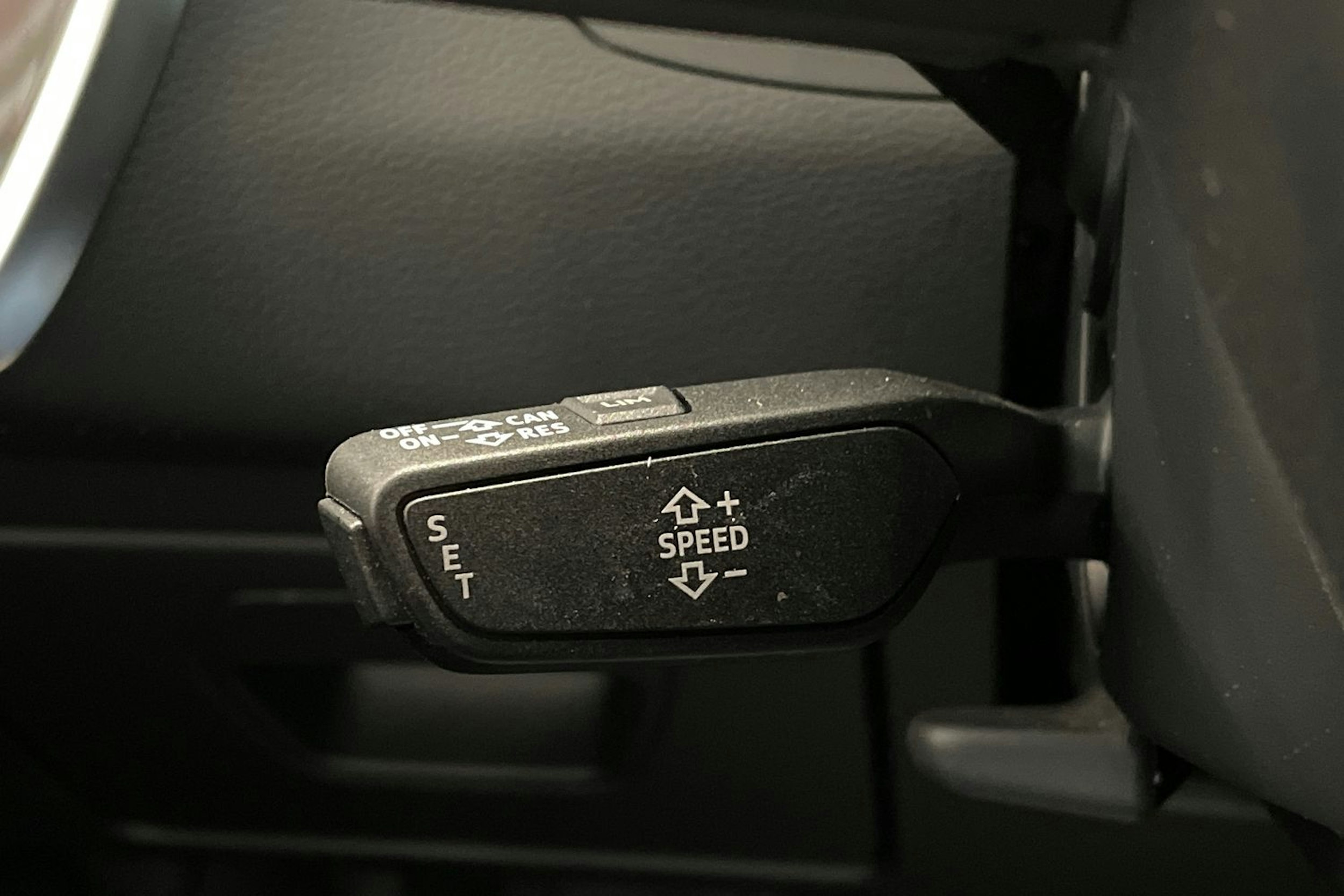 musta Audi A6 2019 kuva 17.