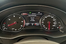 musta Audi A6 2019 kuva 18.