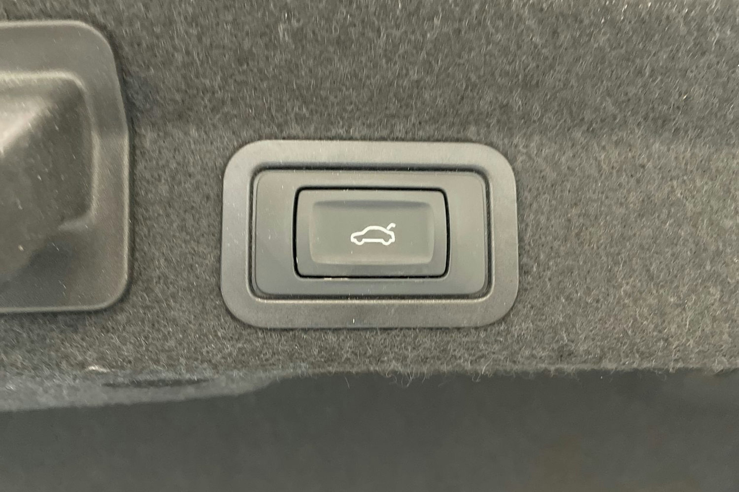 musta Audi A6 2019 kuva 27.