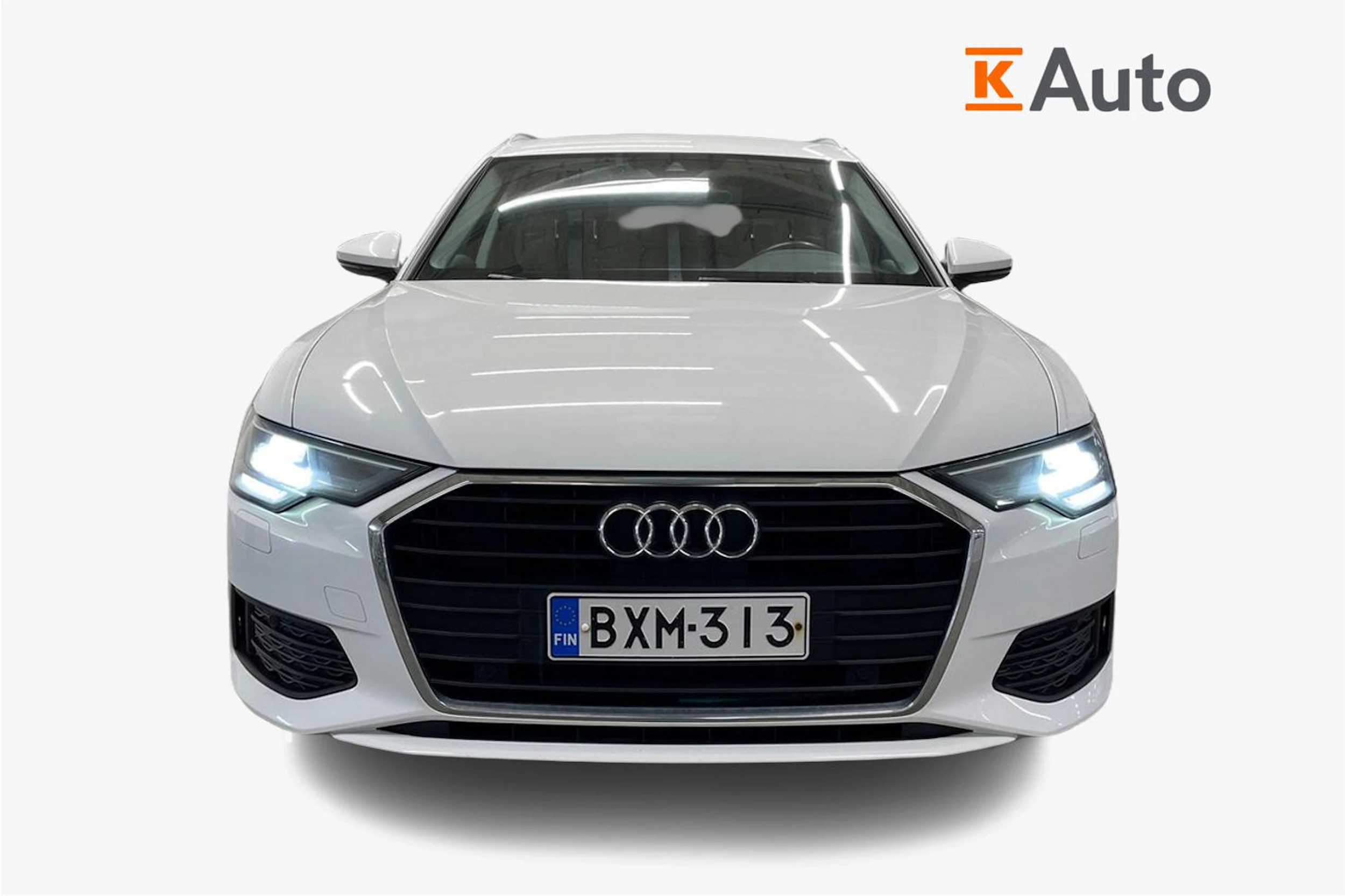valkoinen Audi A6 2019 kuva 5.