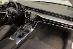 valkoinen Audi A6 2019 kuva 32.