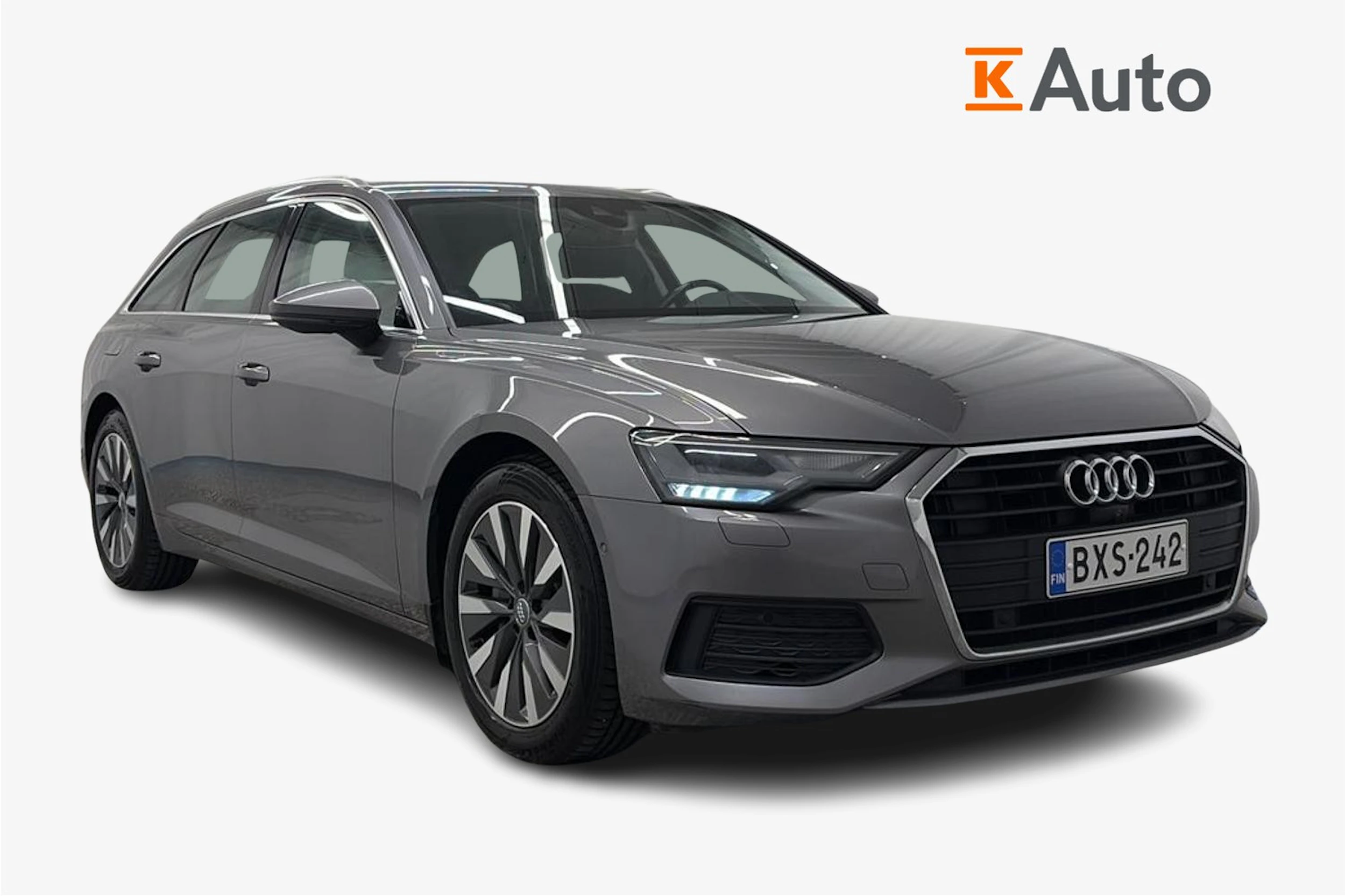 Harmaa Audi A6 2019 kuva 1.
