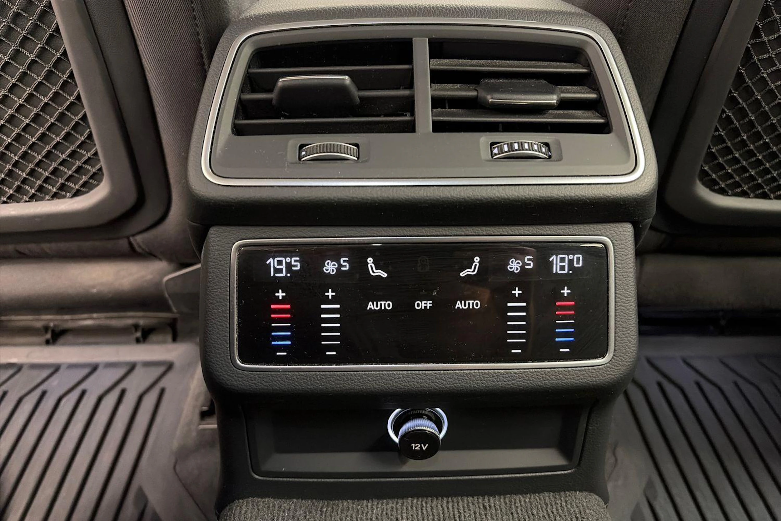 Harmaa Audi A6 2019 kuva 9.
