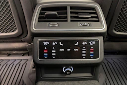 Harmaa Audi A6 2019 kuva 9.