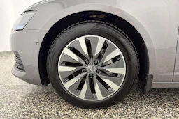 Harmaa Audi A6 2019 kuva 10.