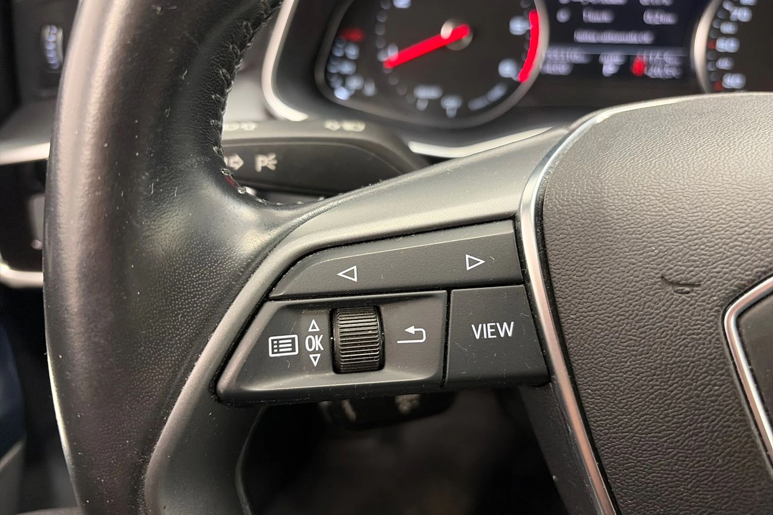 Harmaa Audi A6 2019 kuva 20.