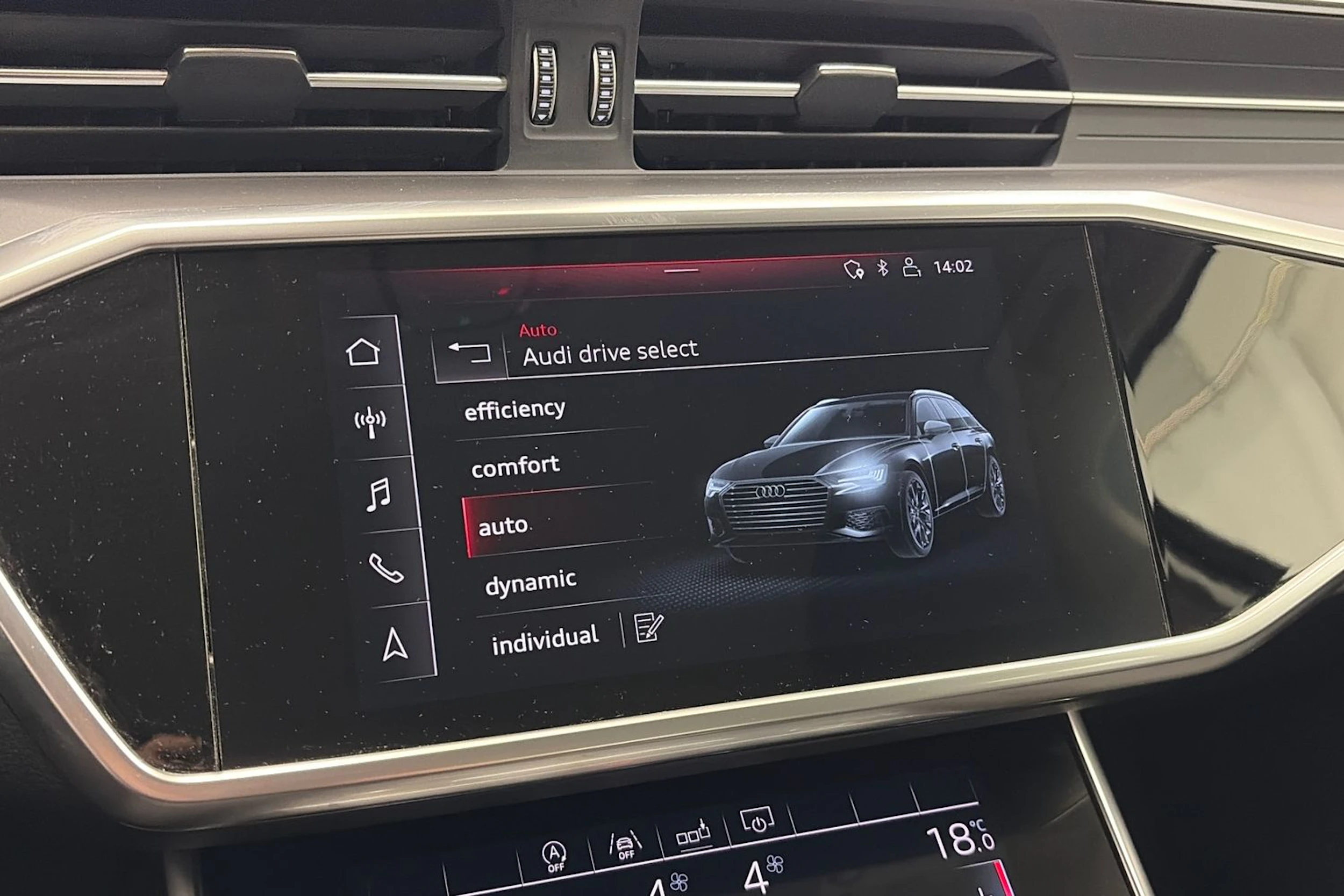 Harmaa Audi A6 2019 kuva 26.