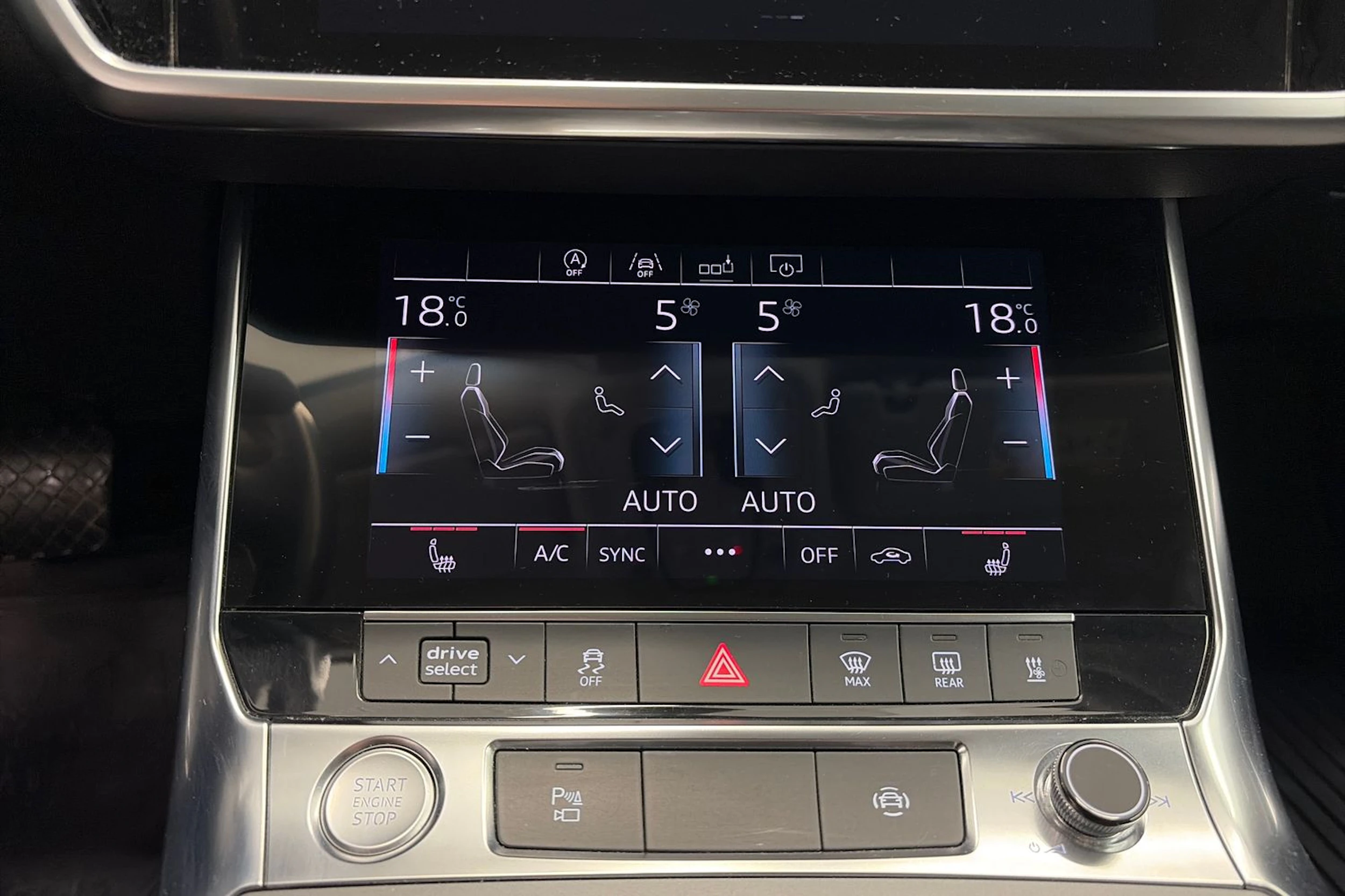 Harmaa Audi A6 2019 kuva 28.