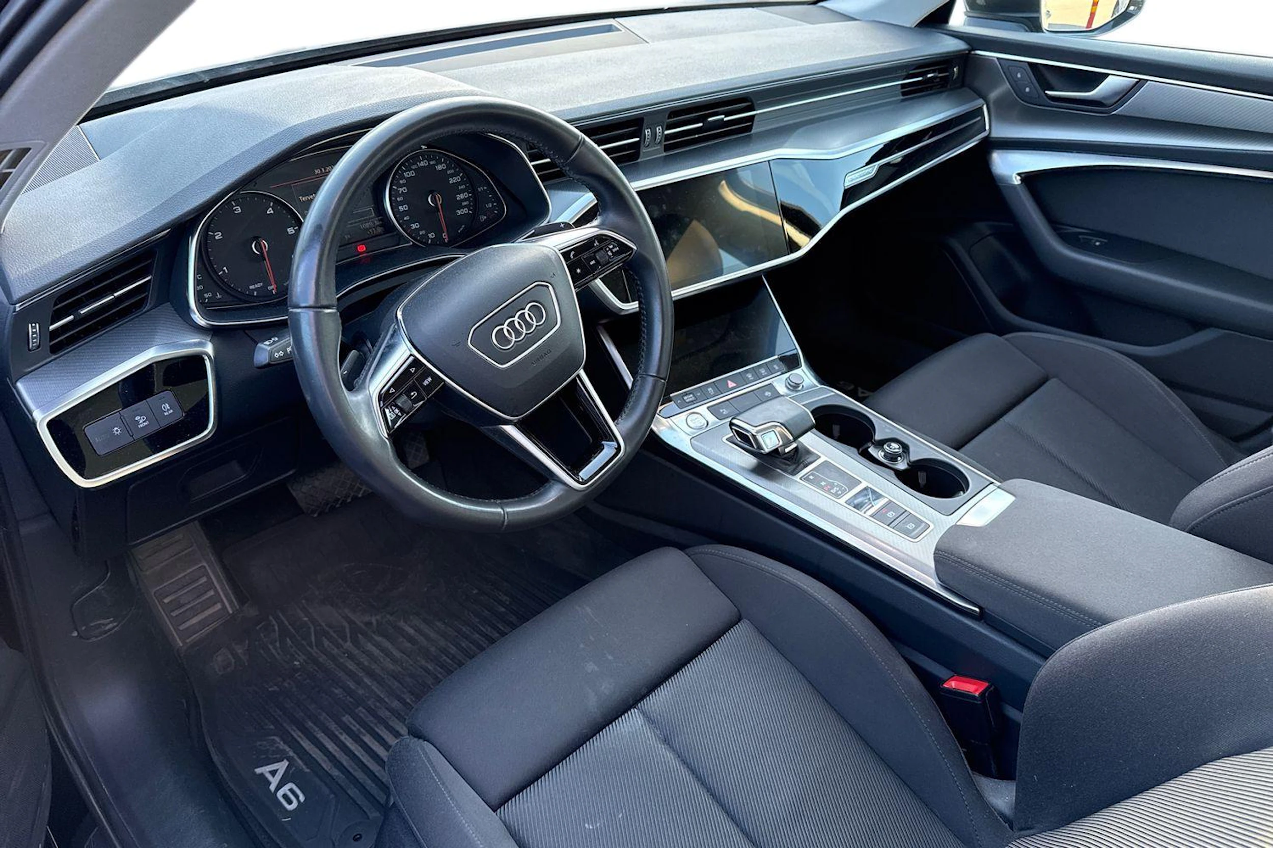 met. sininen Audi A6 2019 kuva 3.