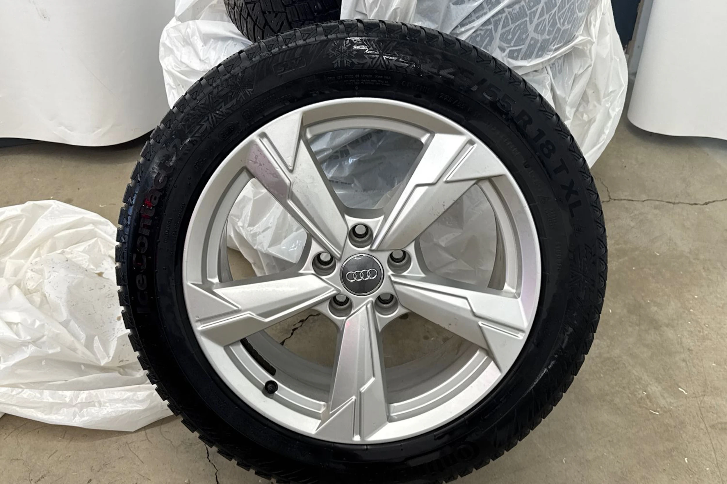 met. sininen Audi A6 2019 kuva 10.