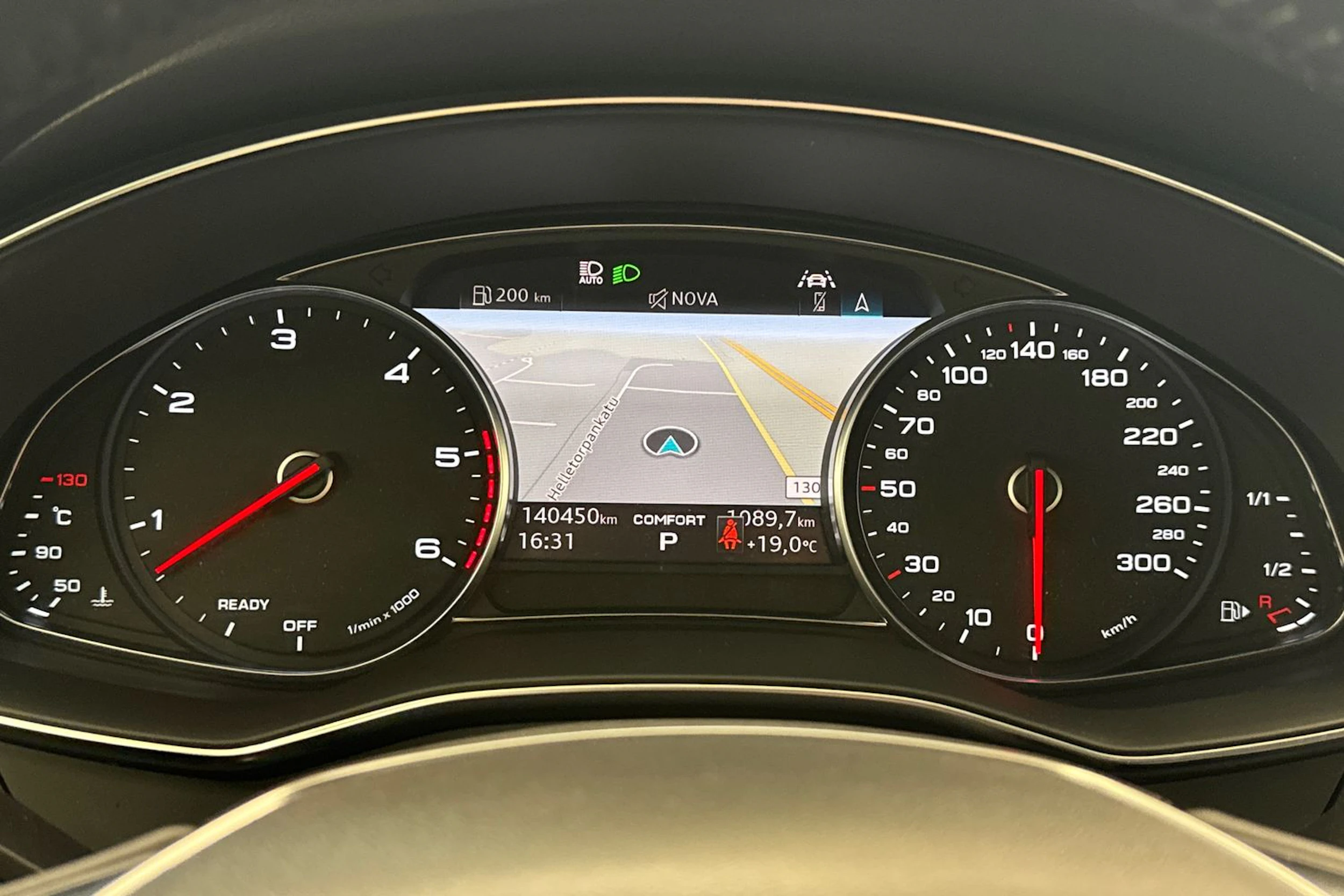 met. sininen Audi A6 2019 kuva 14.